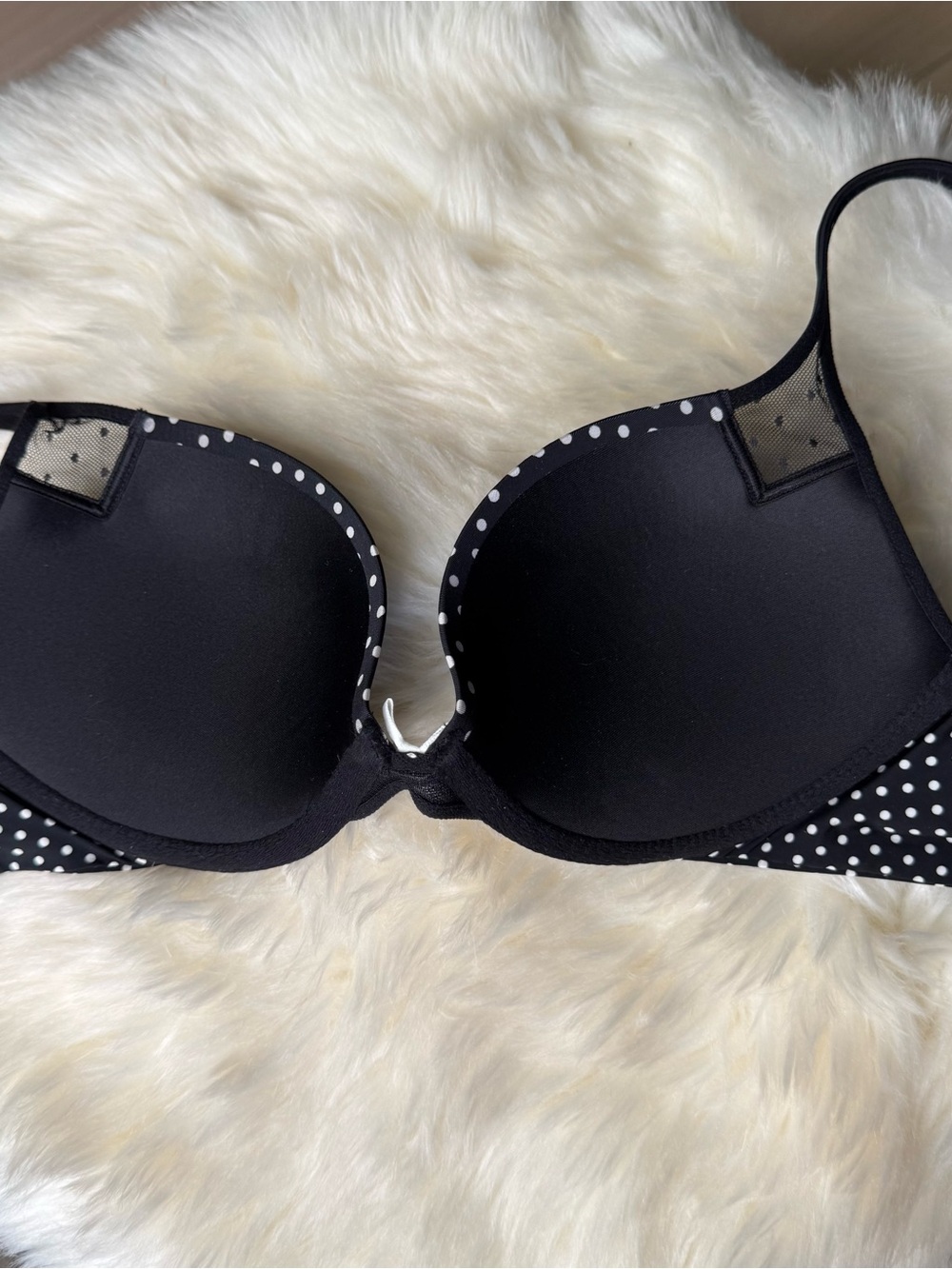 NWT Victoria's Secret Black and White Polka Dot Push-Up Bra 34B - Picture 7 of 8